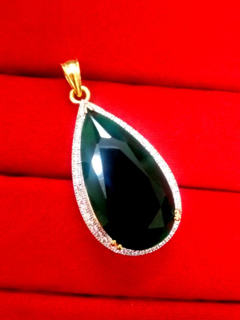 Daphne Green Shade Studded Zircon Pendant