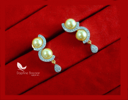 Z41, Daphne Peach Pearl Zircon Studded Earrings for Women