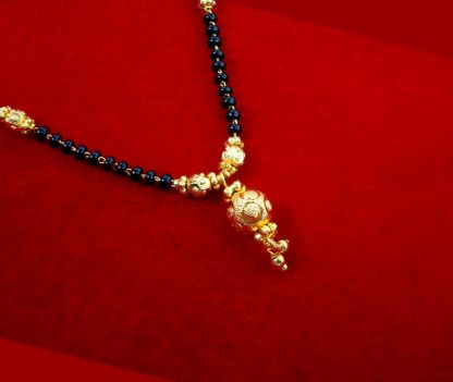 T97 Daphne Handmade gold beads Mangalsutra Chain for Women close up