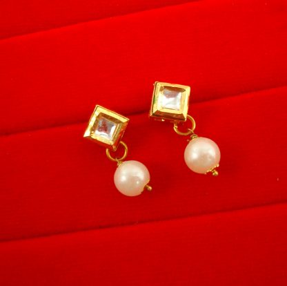 KE70 Daphne Light Weight Tiny Kundan Earrings For Daily Wear For Woman