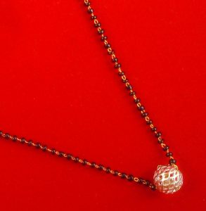 MN25Silver Daphne Minimalist Cute Spherical Mangalsutra for KarvaChauth Celebration 